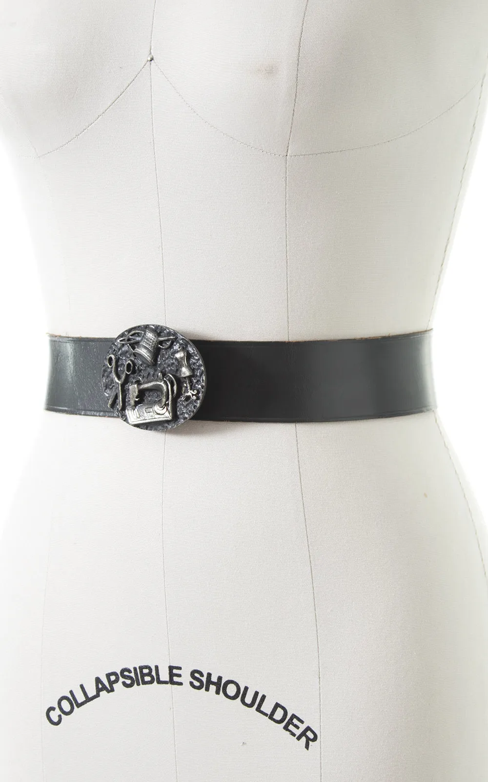 1950s Calderon Sewing Novelty Leather Cinch Belt | small