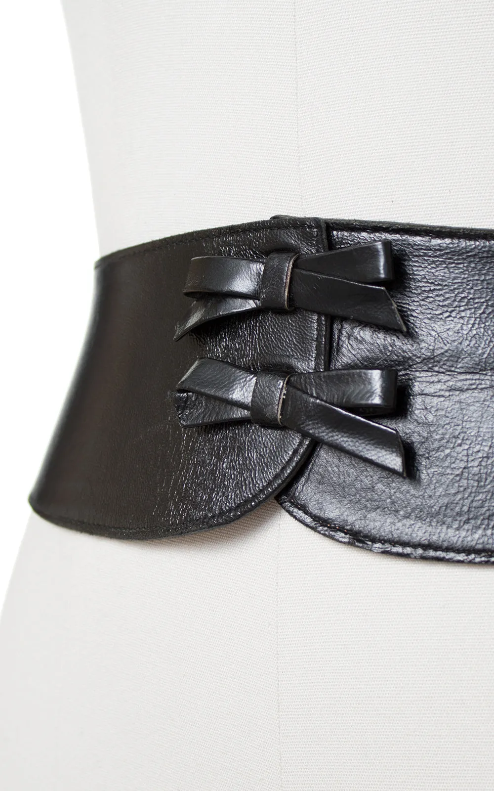 1950s Double Bow Black Leather Cinch Belt | small