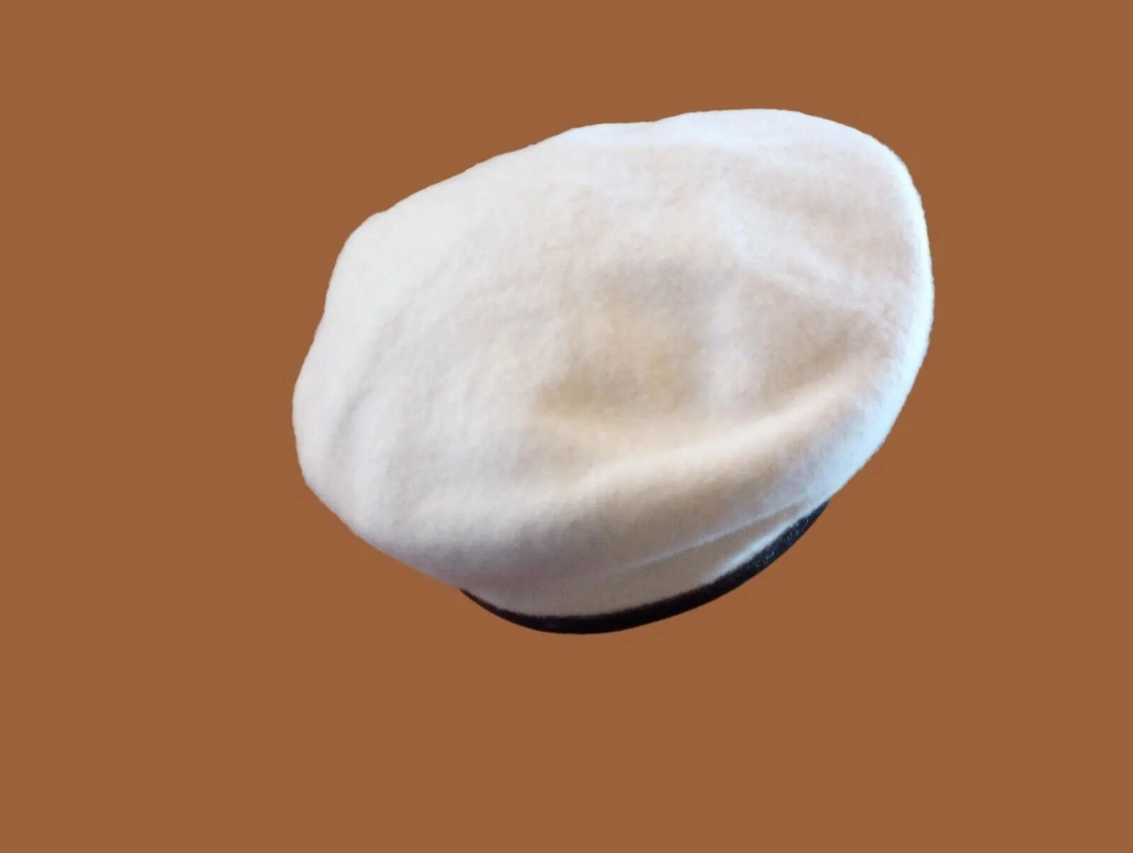 GENUINE U.S MILITARY ISSUE WHITE BERET WOOL BANCROFT  7 1/8  MEDIUM NEW USA MADE